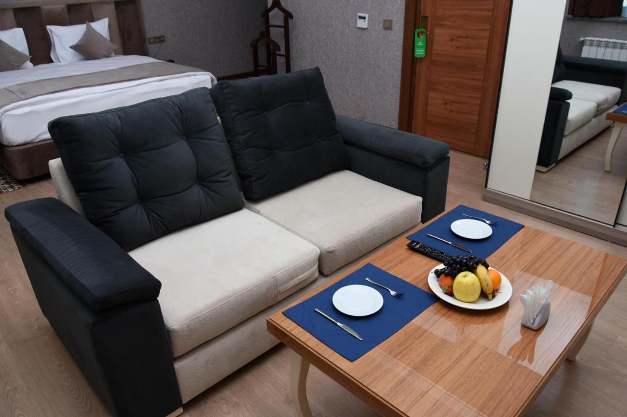 Naxcivan Palace Hotel Xetai ภายนอก รูปภาพ